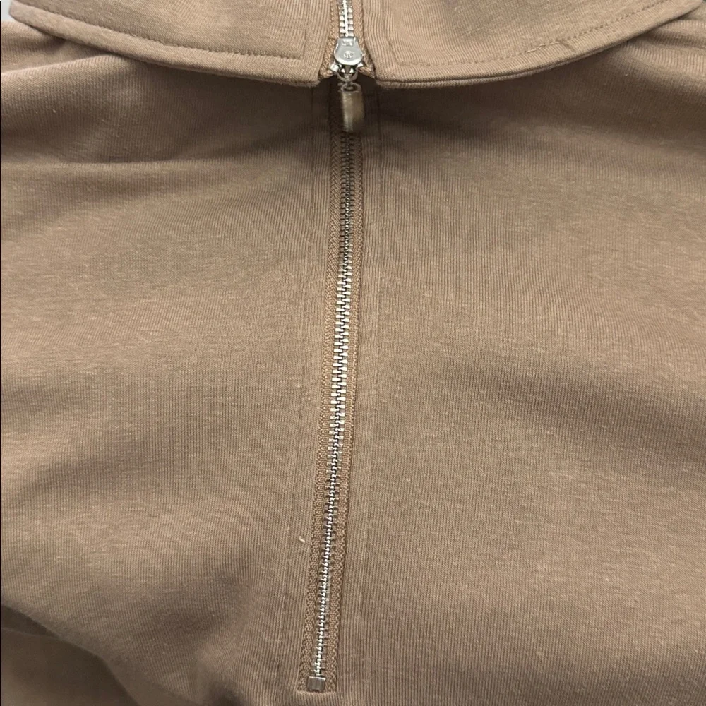 Unixseque Women's Tan Sweater Size Large Pleated Sleeves Zippered Front
